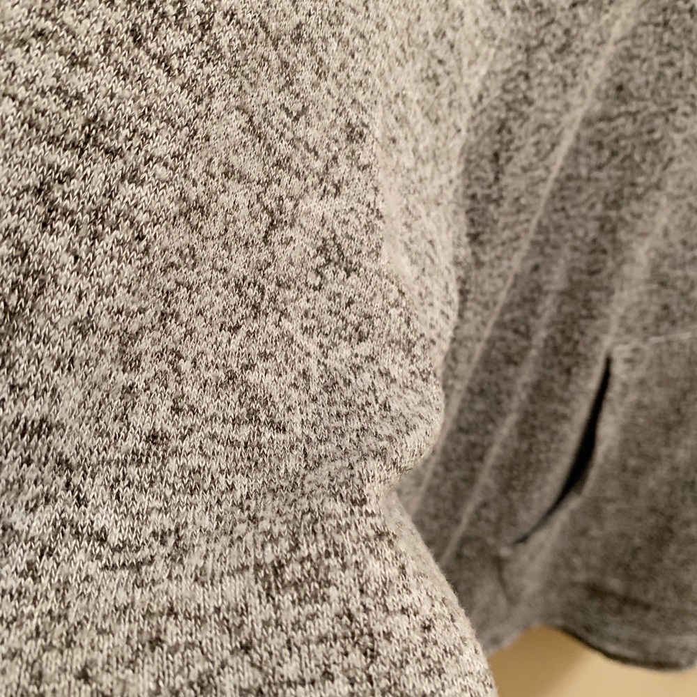 🌼fuzzy cropped lightweight sweatshirt - Picture 4 of 4